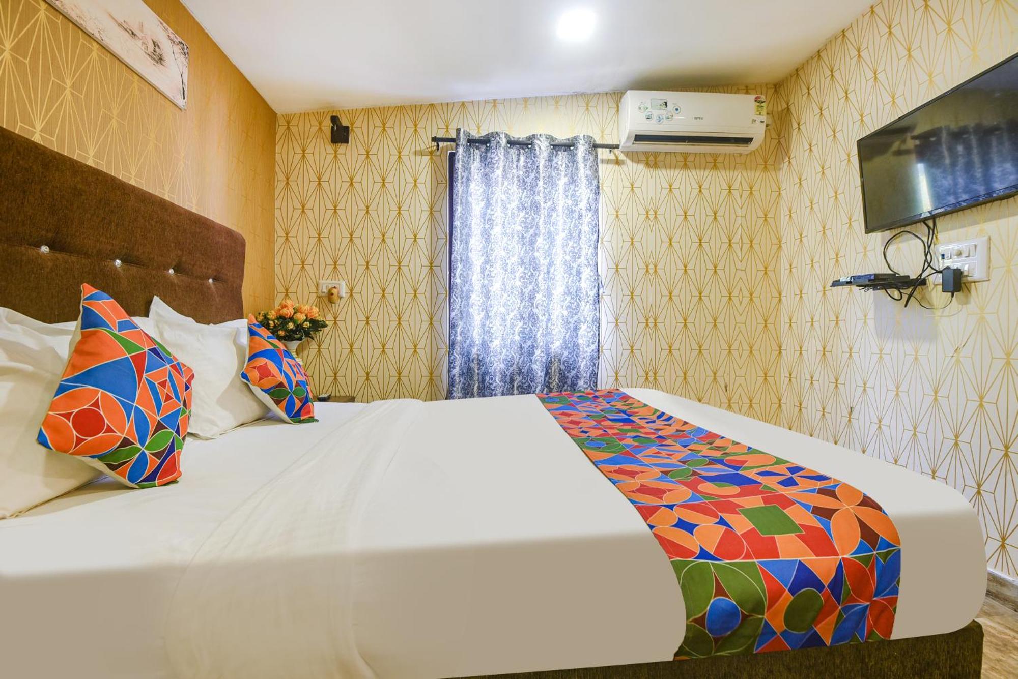 Fabhotel Rj 18 Beach Resort - Nr Baga Beach Eksteriør billede